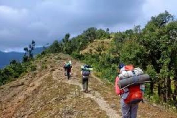 Nagtibba  Trek